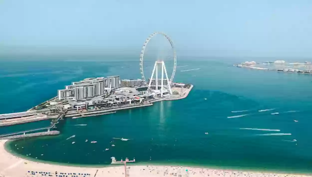 أنشطة شاطئ جي بي آر في دبي 